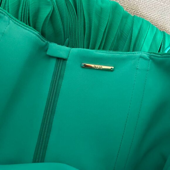 BEST Alexis Sunniva Maxi Dress Gown XS/S/M Green Pleated Party Cocktail Wedding - Picture 4 of 9